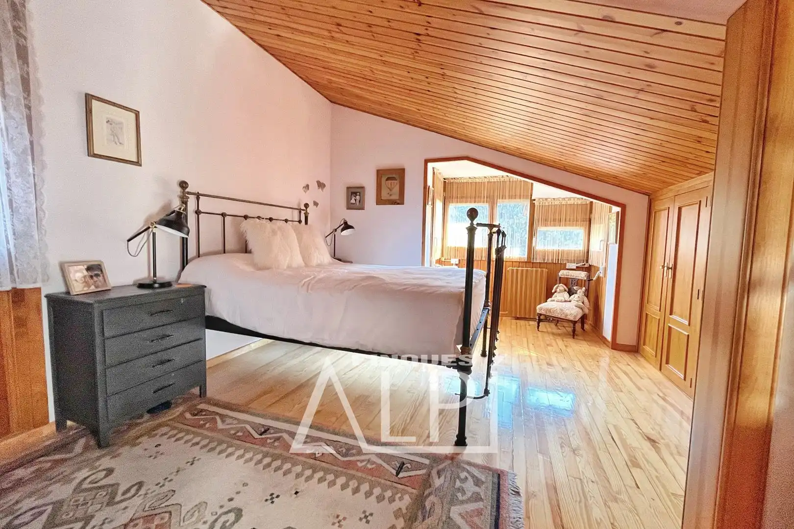 Dormitori de Casa adosada en venda en Fontanals de Cerdanya amb Calefacció, Parquet i Moblat