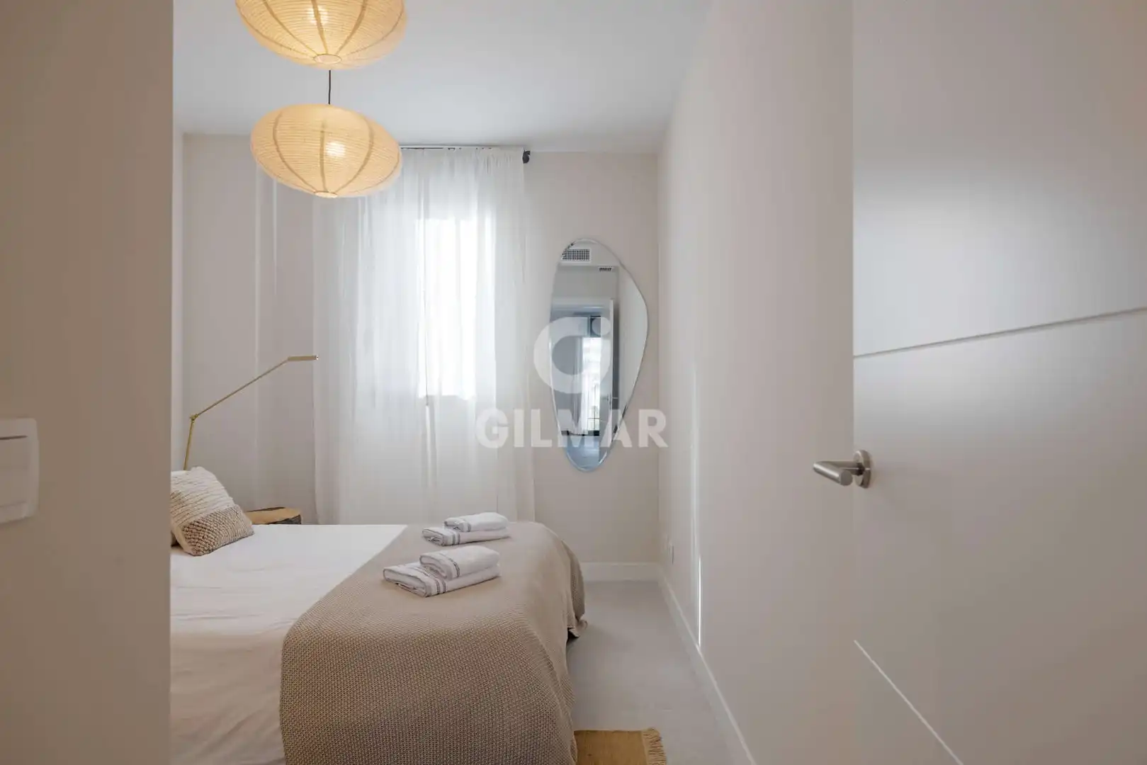 Habitación de Ático en venta en Estepona con Calefacción, Trastero y Piscina