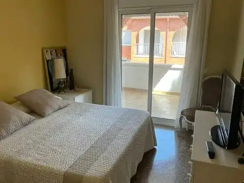 Habitación de Casa o chalet en venta en Montmeló con Terraza y Balcón