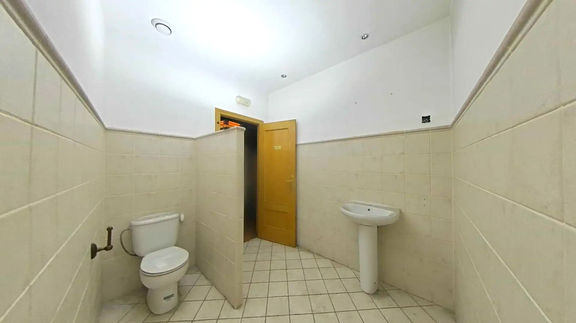 Local comercial en venta en Alvarfañez De Minaya, imagen 24