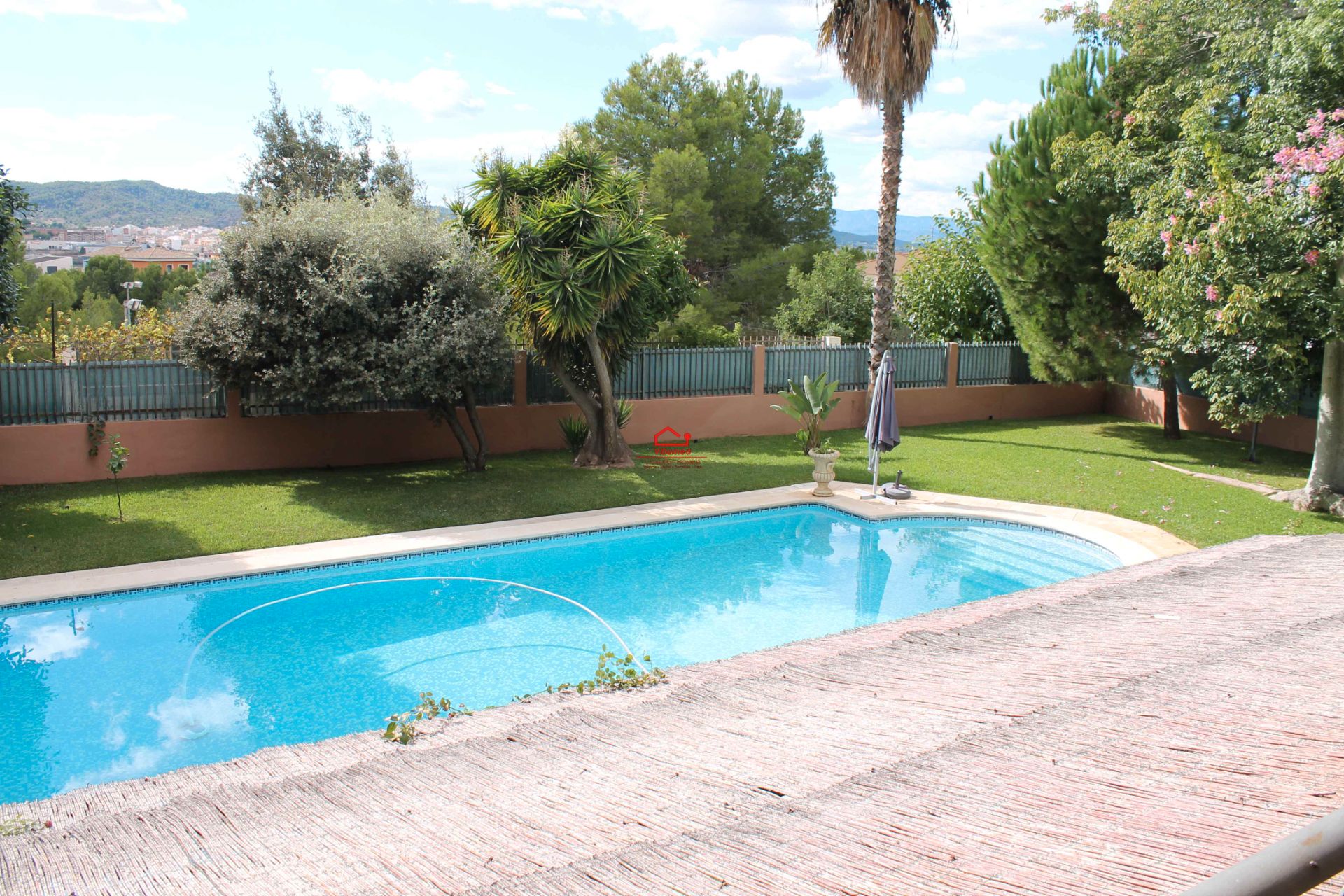 Piscina de Casa o xalet de lloguer en L'Eliana amb Aire condicionat, Calefacció i Jardí privat