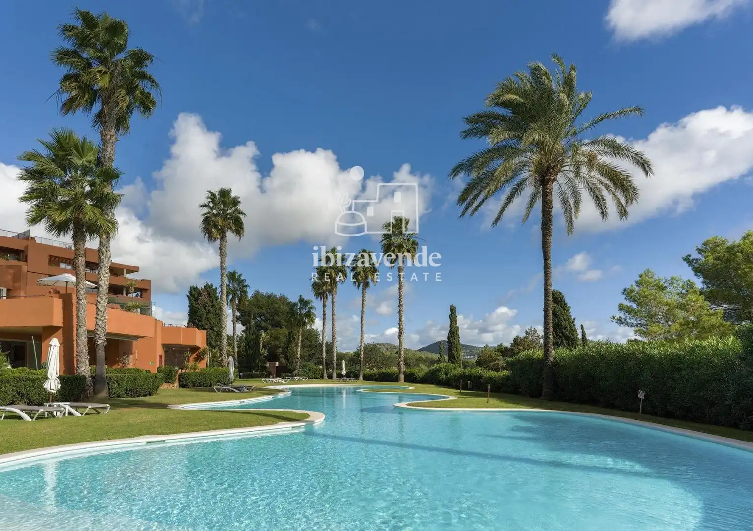 Jardí de Dúplex en venda en Santa Eulària des Riu amb Aire condicionat, Terrassa i Traster