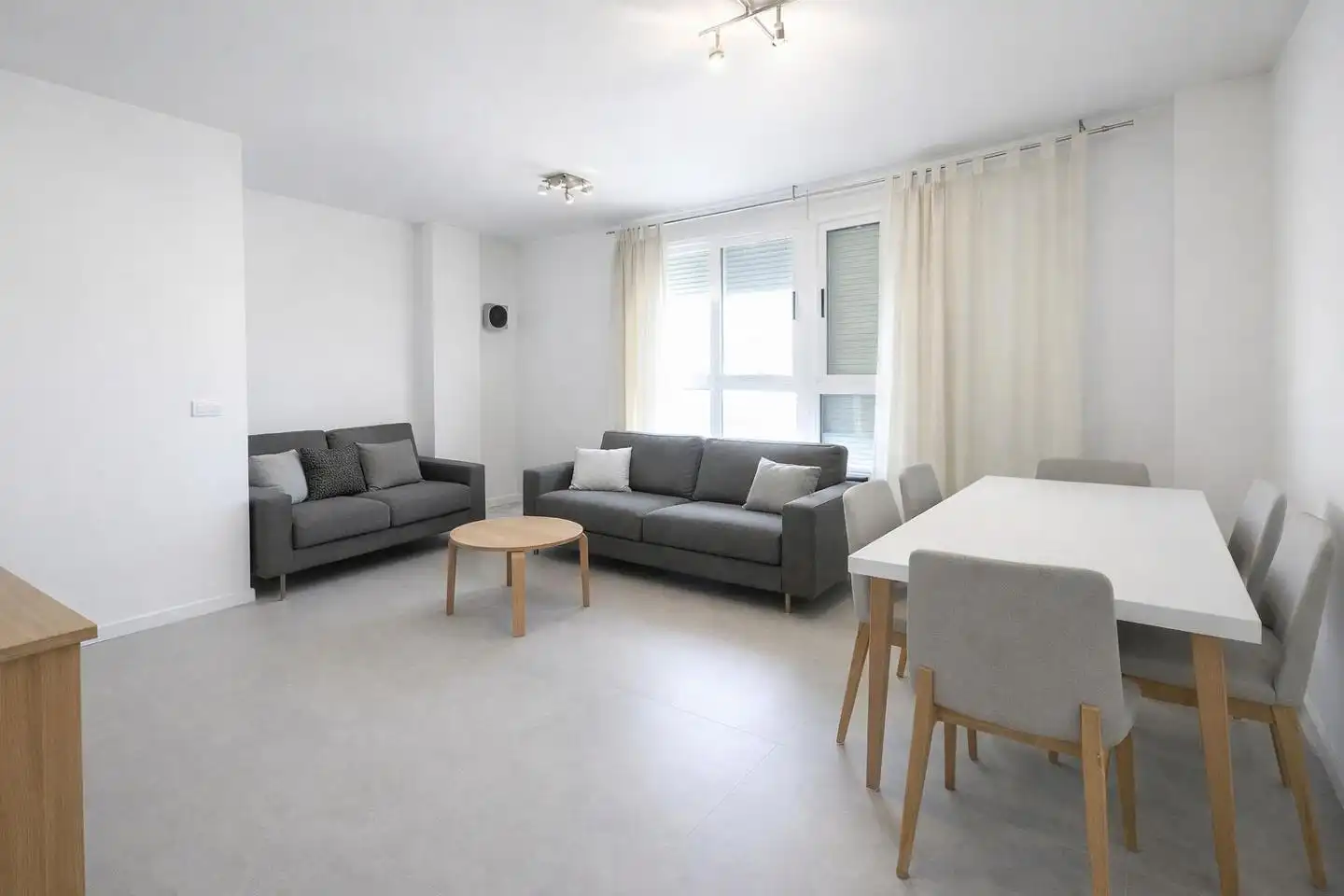 Sala de estar de Piso en venta en Oliva con Trastero y Amueblado