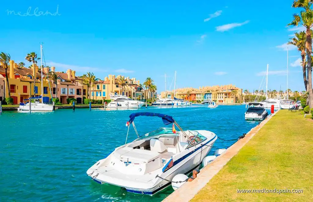 Adossat amb piscina en venda a Sotogrande Alto, imagen 13