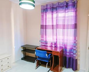 Bedroom of Flat to rent in  Granada Capital  with Terrace