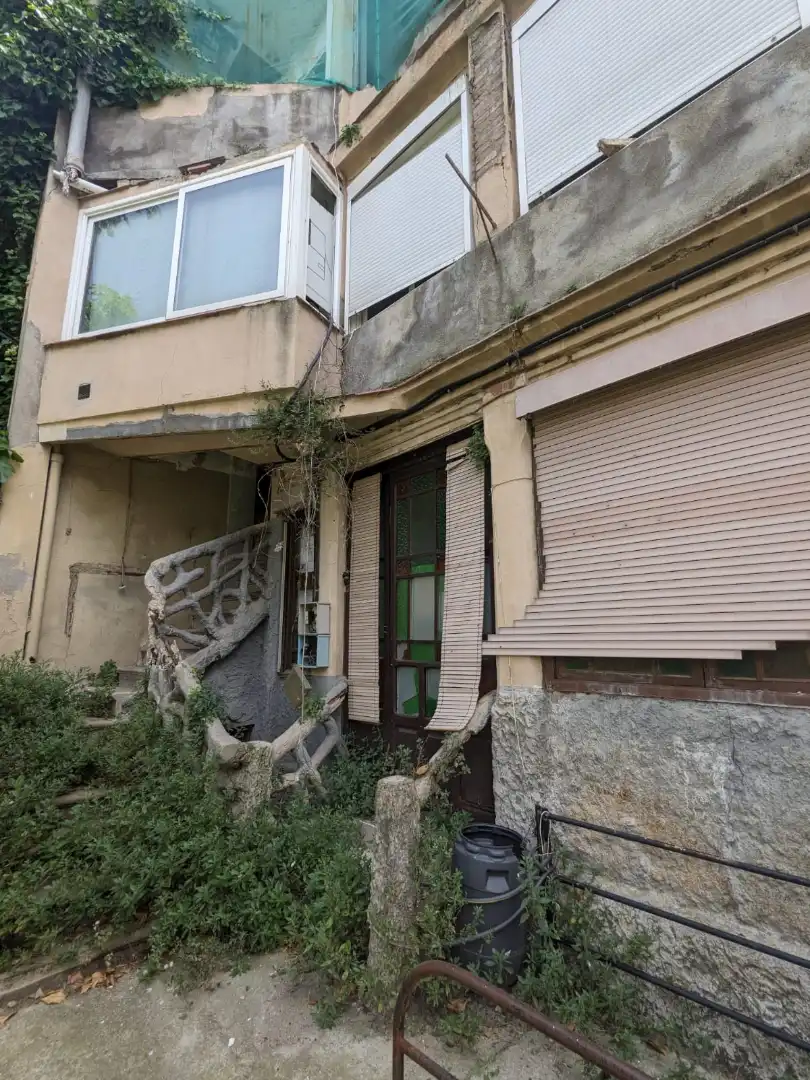 Exterior view of Buildings for sale in Manresa  with Alarm