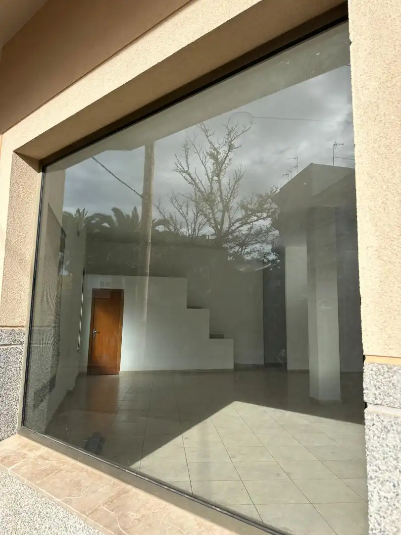 Vista exterior de Local de lloguer en Manacor