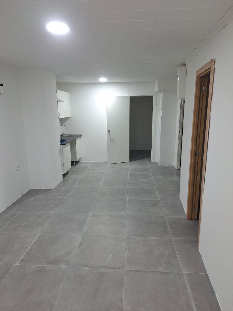 Büro zur Miete in Santa Coloma de Gramenet mit Alarm