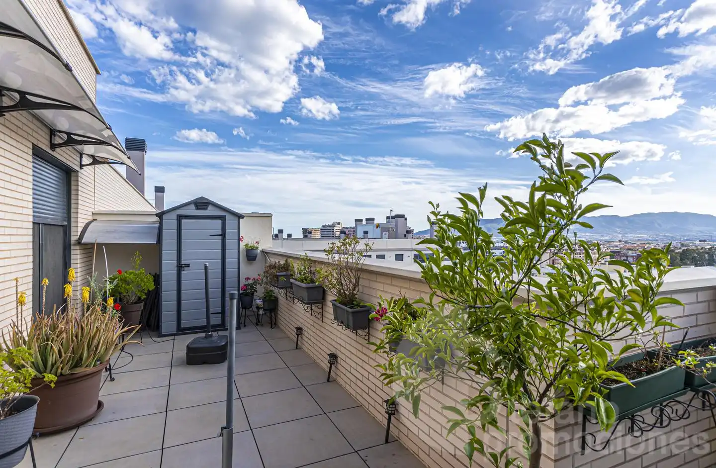 Terrasse von Dachboden zum Verkauf in Málaga mit Klimaanlage, Terrasse und Abstellraum