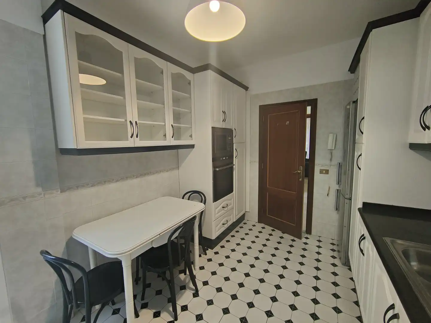 Kitchen of Flat for sale in San Cristóbal de la Laguna  with Storage room and Oven