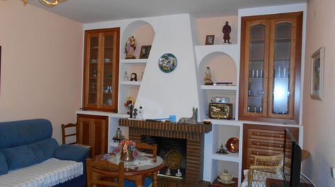 Casa en Picón en muy buen estado para entrar a vivir.