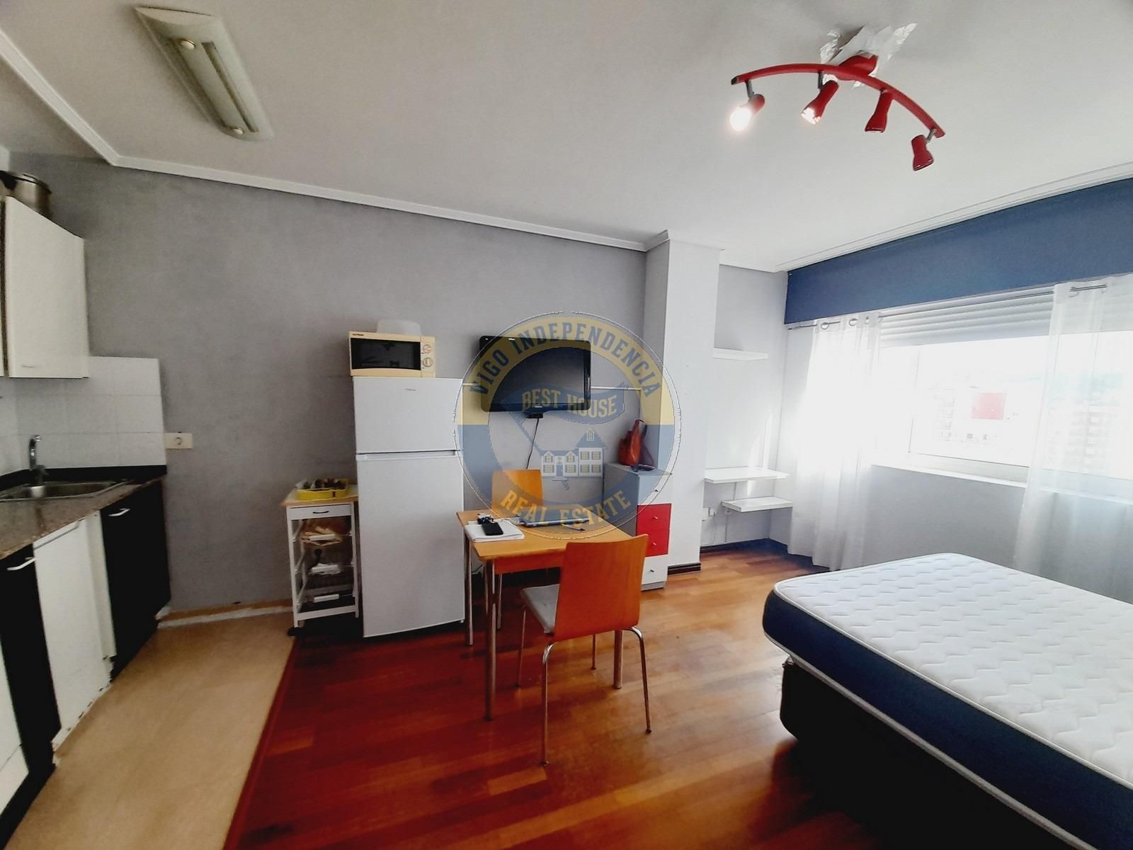 Bedroom of Study for sale in Vigo   with Heating and Parquet flooring