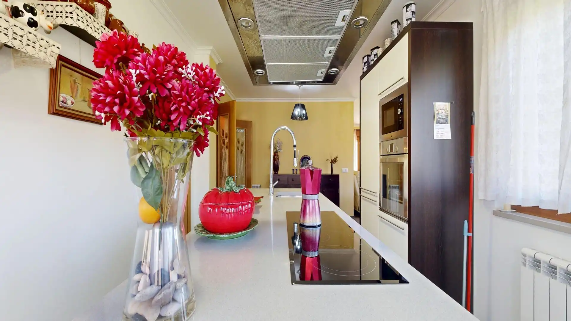 Kitchen of Houses for sale in Saro  with Heating, Private garden and Balcony