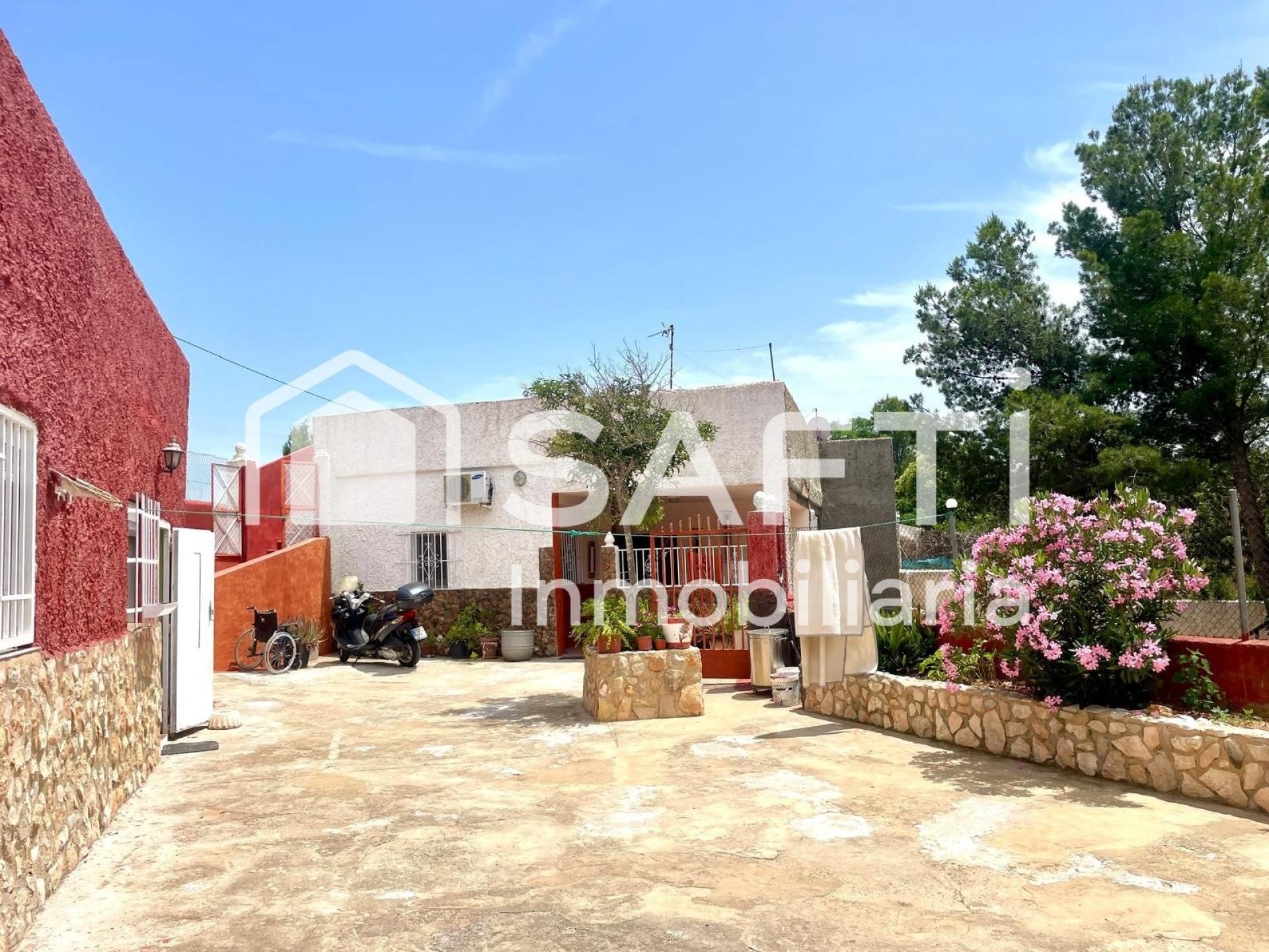 Vista exterior de Finca rústica en venta en Montroy con Aire acondicionado, Terraza y Piscina