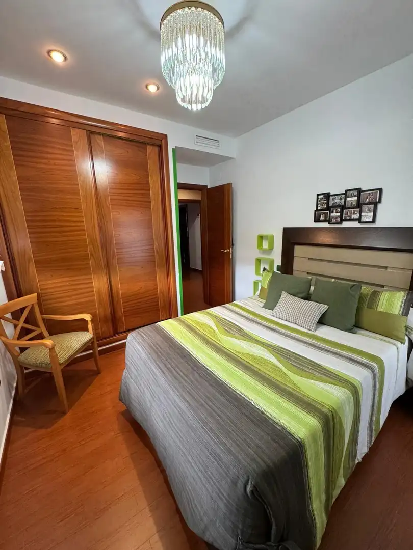 Habitación de Casa o chalet en venta en Navalcarnero con Aire acondicionado, Jardín privado y Terraza