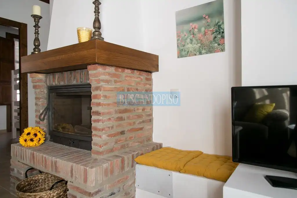 Sala de estar de Apartamento en venta en Ajamil de Cameros con Calefacción, Amueblado y Balcón