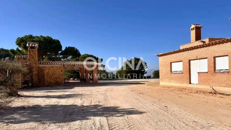 Finca rústica en venta en Ibi