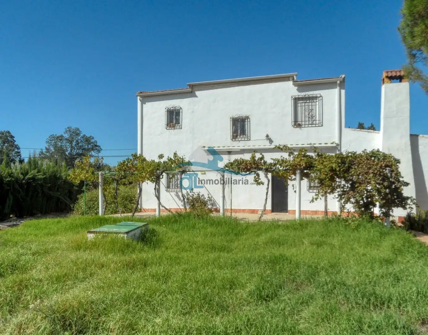 Vista exterior de Finca rústica en venda en Villanueva de la Reina amb Aire condicionat, Jardí privat i Terrassa