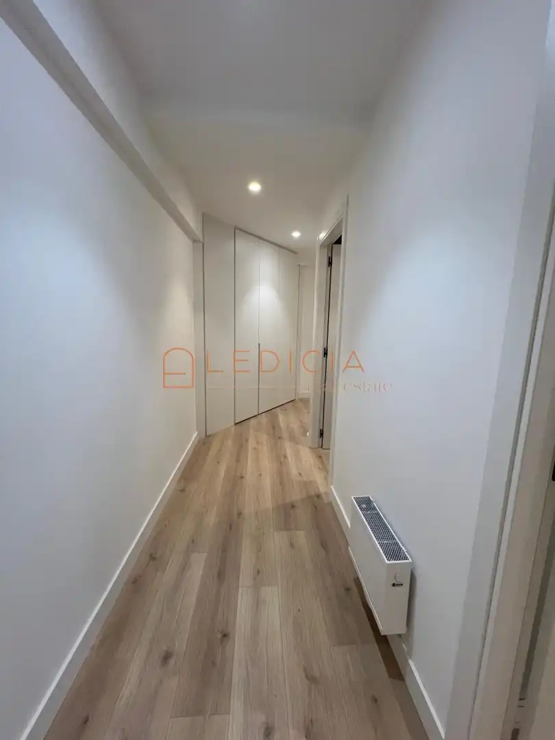 Flat with lift for sale in Sanjurjo Badía, imagen 26