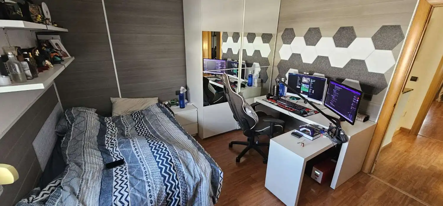 Dormitori de Casa o xalet en venda en Alhaurín de la Torre amb Aire condicionat, Calefacció i Terrassa