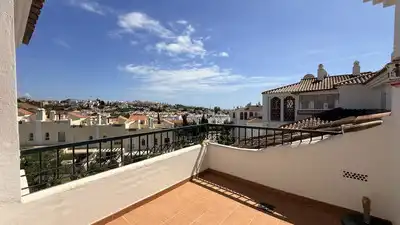 Vista exterior de Àtic en venda en Mijas amb Aire condicionat, Calefacció i Terrassa