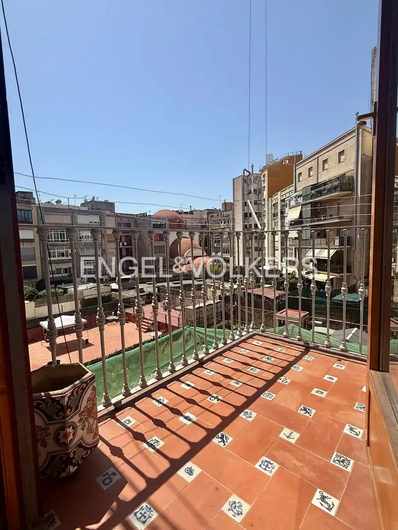 Terrassa de Pis en venda en Eixample