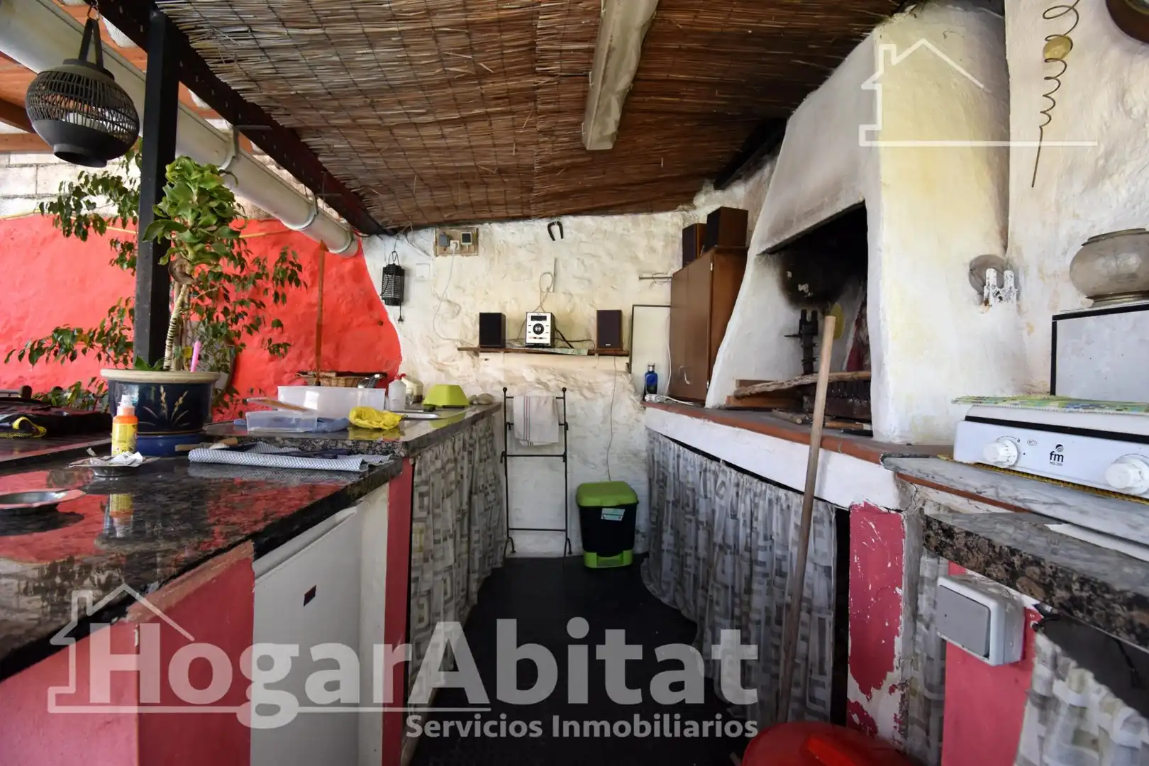 Cocina de Casa o chalet en venta en Oliva con Aire acondicionado, Calefacción y Jardín privado