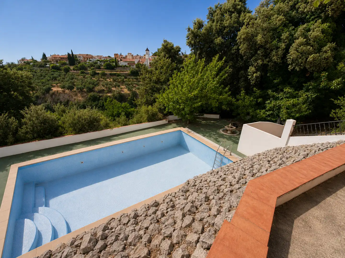 Piscina de Finca rústica en venta en Víznar con Jardín privado, Terraza y Trastero