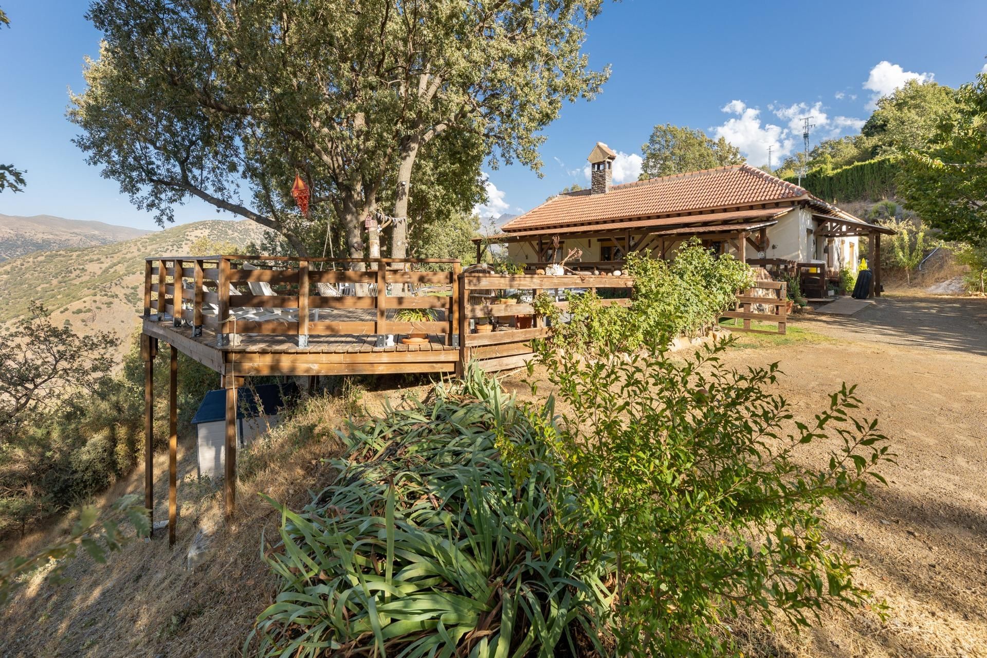 Finca rústica en venta en Güéjar Sierra con Jardín privado, Terraza y Jacuzzi
