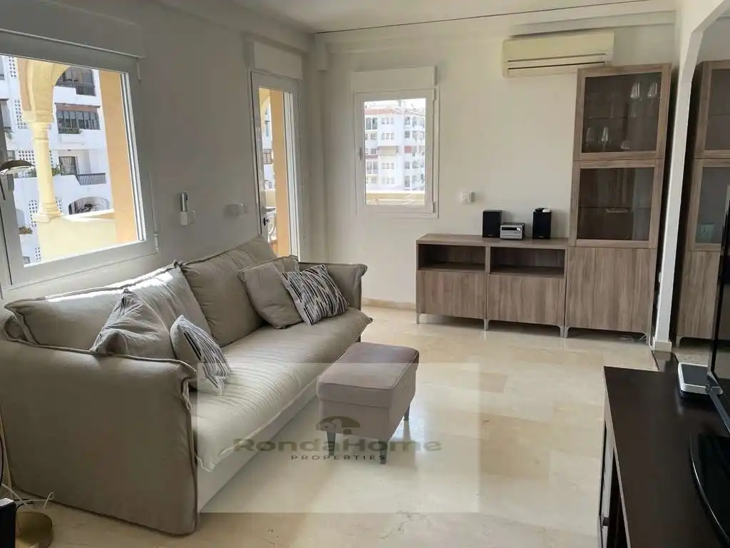 Flat for rent in Calle Feria De Abril, Centro ciudad