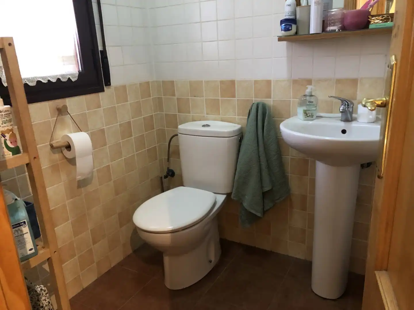 Bathroom of Detached homes for sale in Cabañas de Polendos  with Heating, Private garden and Balcony
