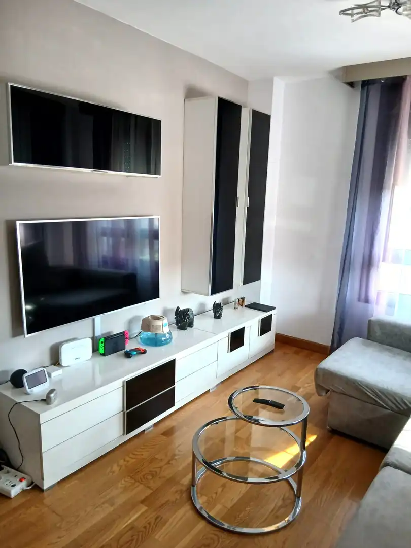 Sala de estar de Piso en venta en Gijón  con Calefacción, Parquet y Trastero