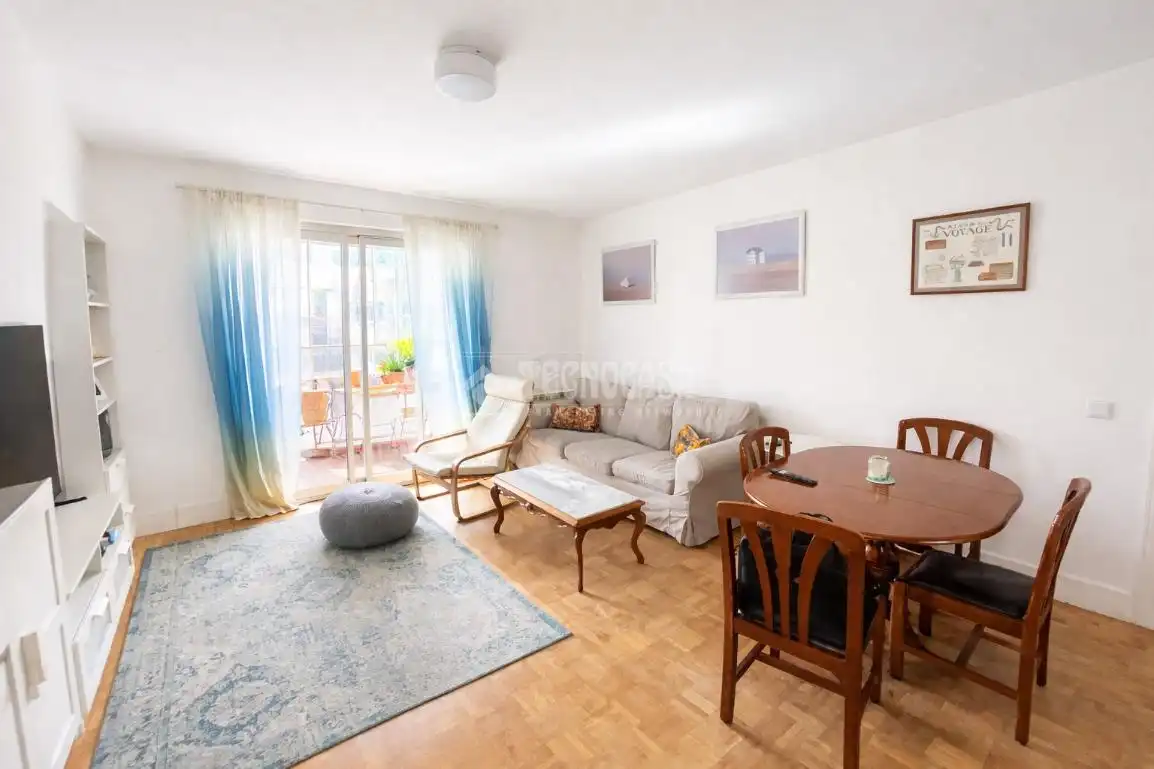 Piso en venta en Av. de Madrid, Veredillas