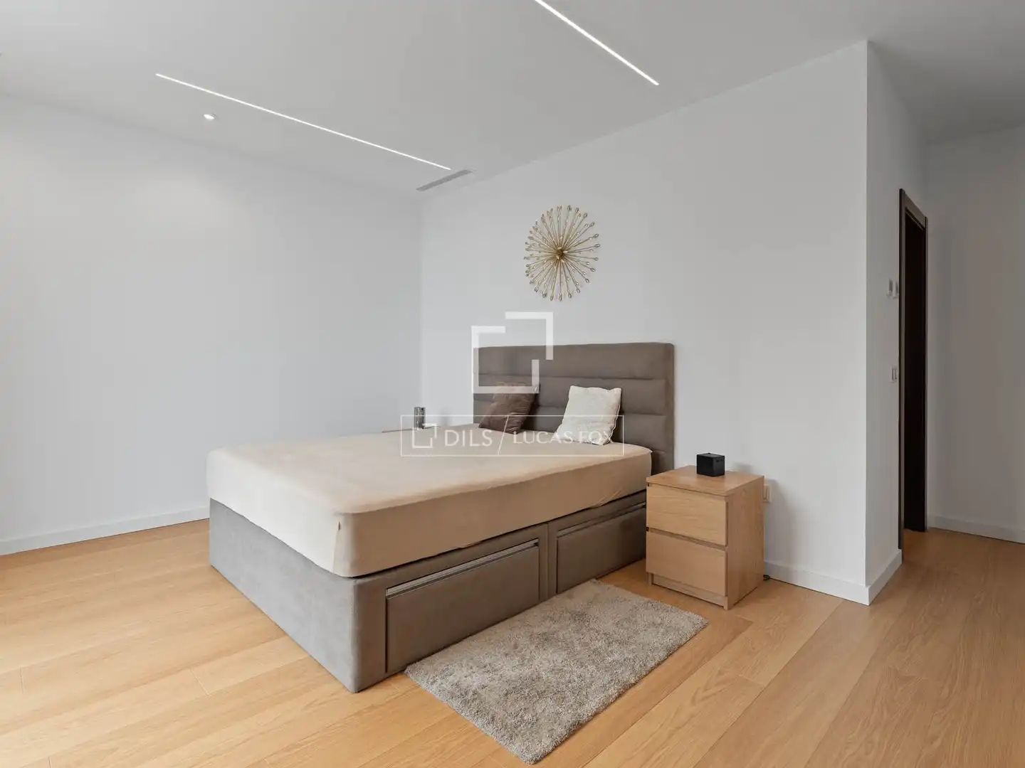 Bedroom of Houses for sale in Benahavís  with Air Conditioner, Heating and Private garden