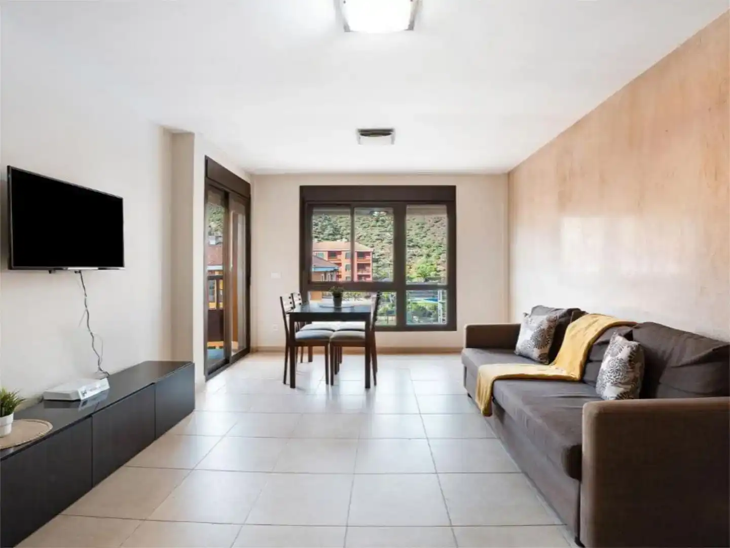 Wohnzimmer von Wohnung zur Miete in Arona