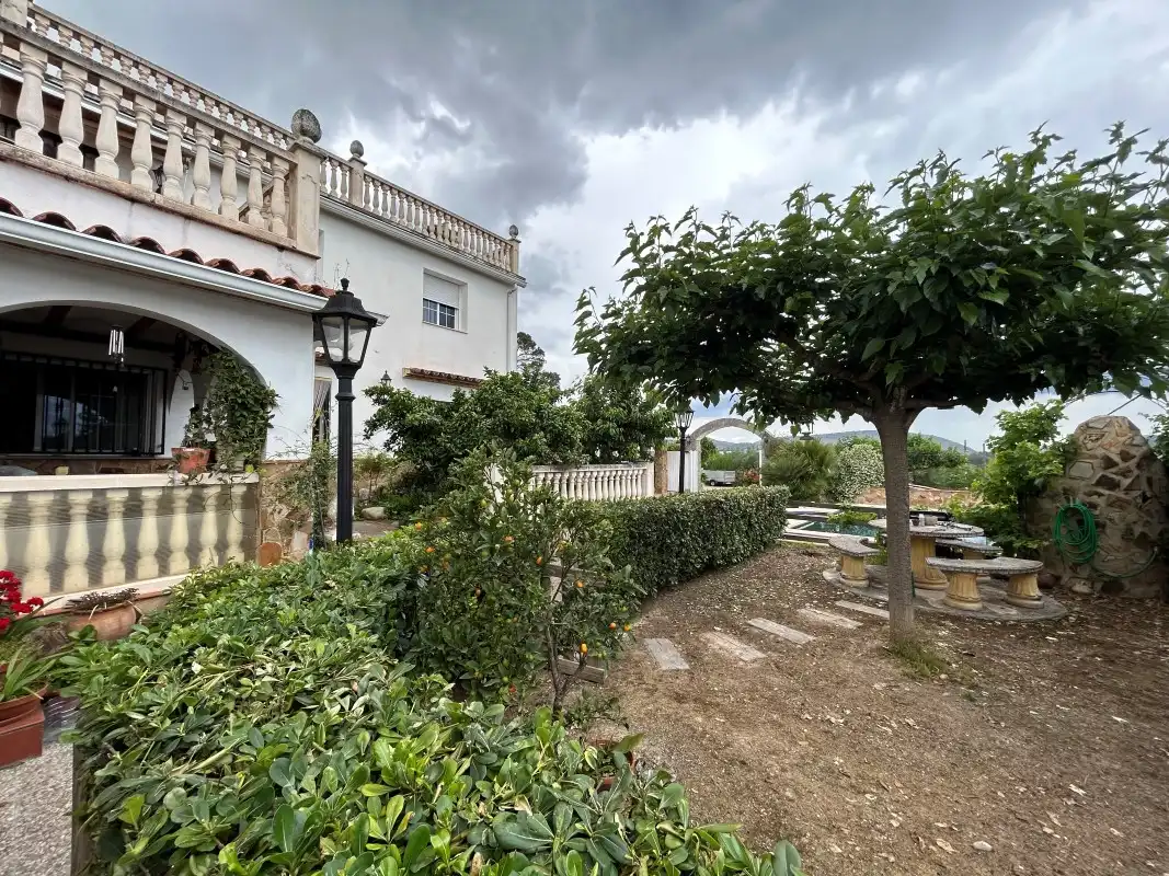 Jardí de Casa o xalet en venda en Sempere amb Aire condicionat, Jardí privat i Terrassa