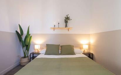Bedroom of Flat to share in  Barcelona Capital  with Terrace