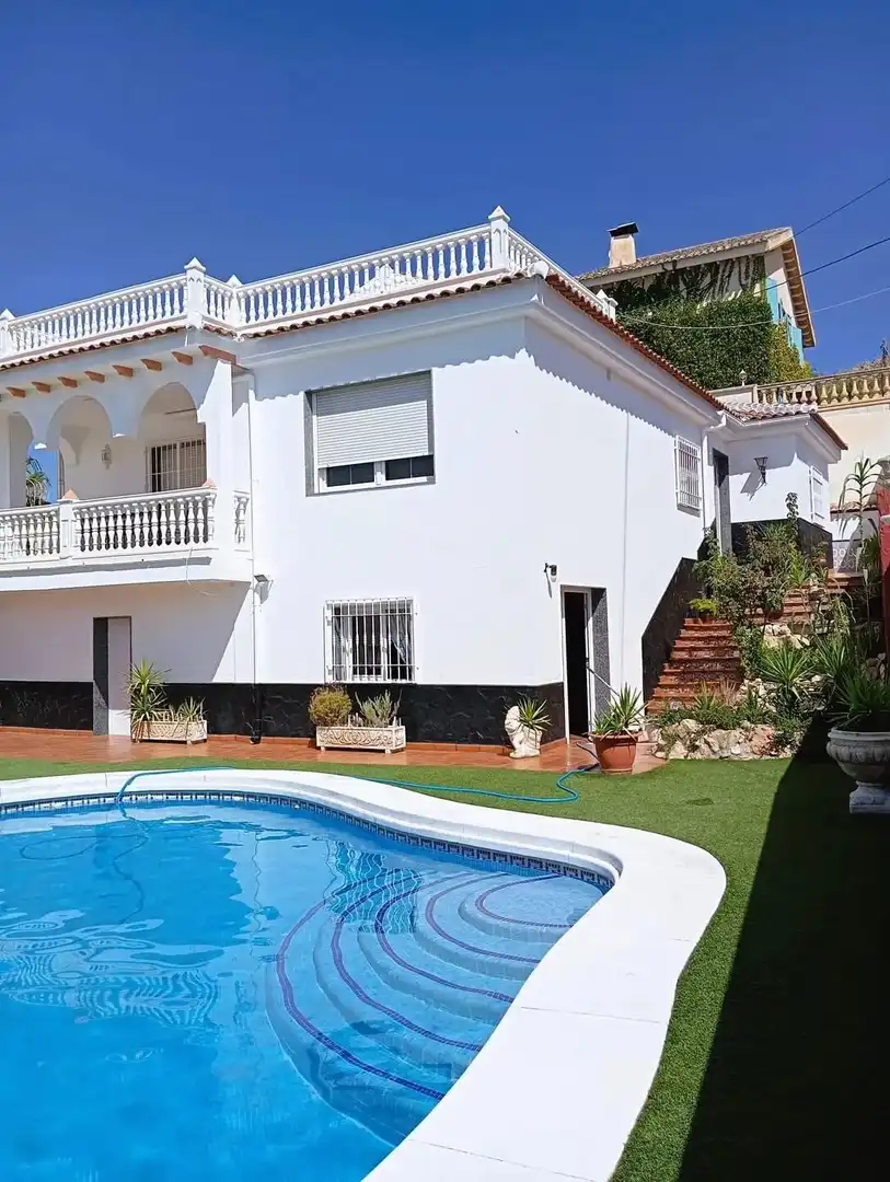 House with pool for sale in Loja, imagen 2