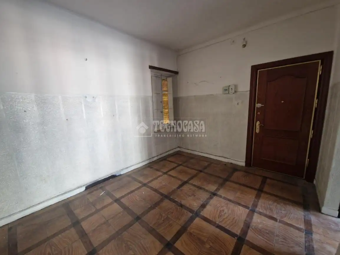 Piso en venta en Palencia con Calefacción, Trastero y Balcón