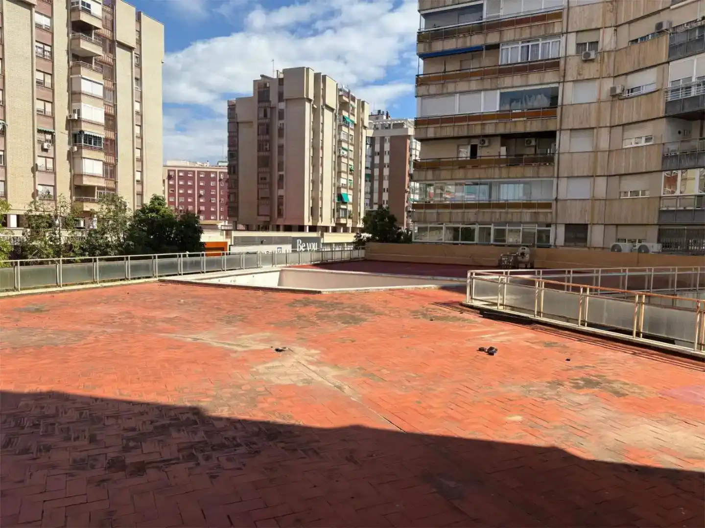 Terraza de Piso en venta en Murcia con Trastero y Piscina