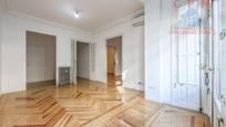 Flat to rent in  Madrid Capital  with Air Conditioner, Heating and Parquet flooring