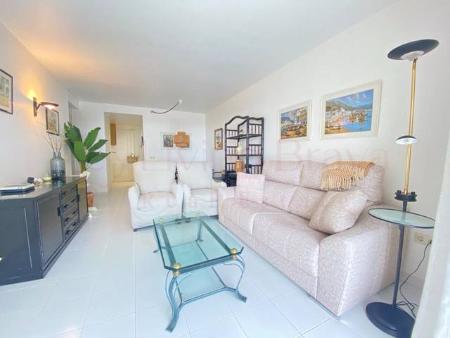 Apartamento en Alquiler en Los Pinos - Politur