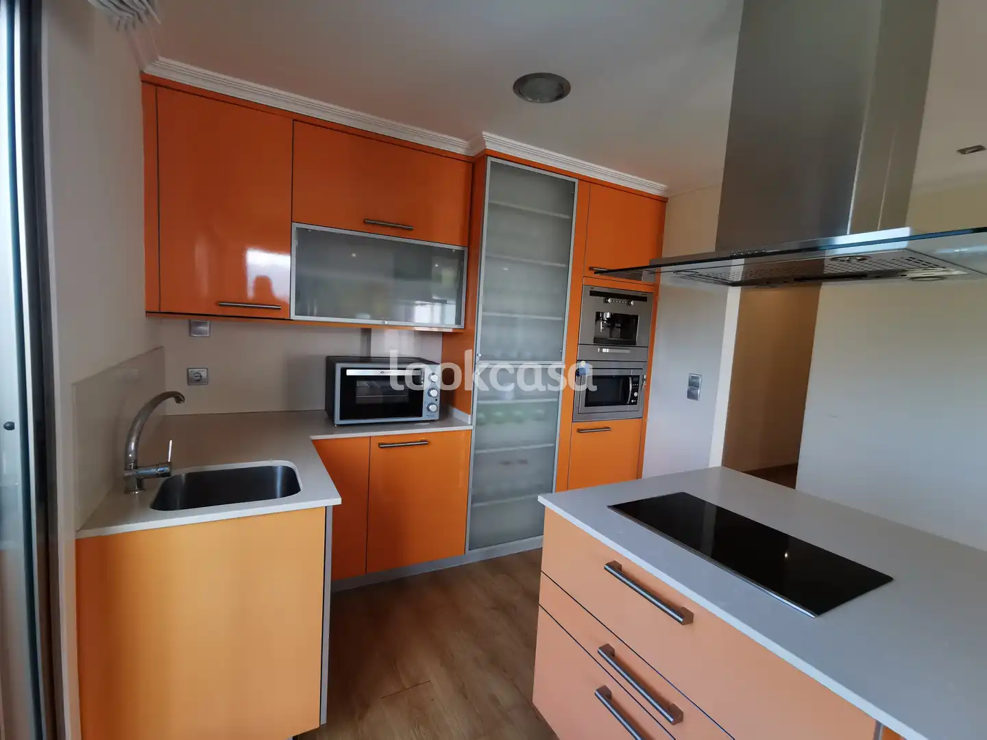 Kitchen of Flat for sale in Sanxenxo  with Heating, Private garden and Parquet flooring