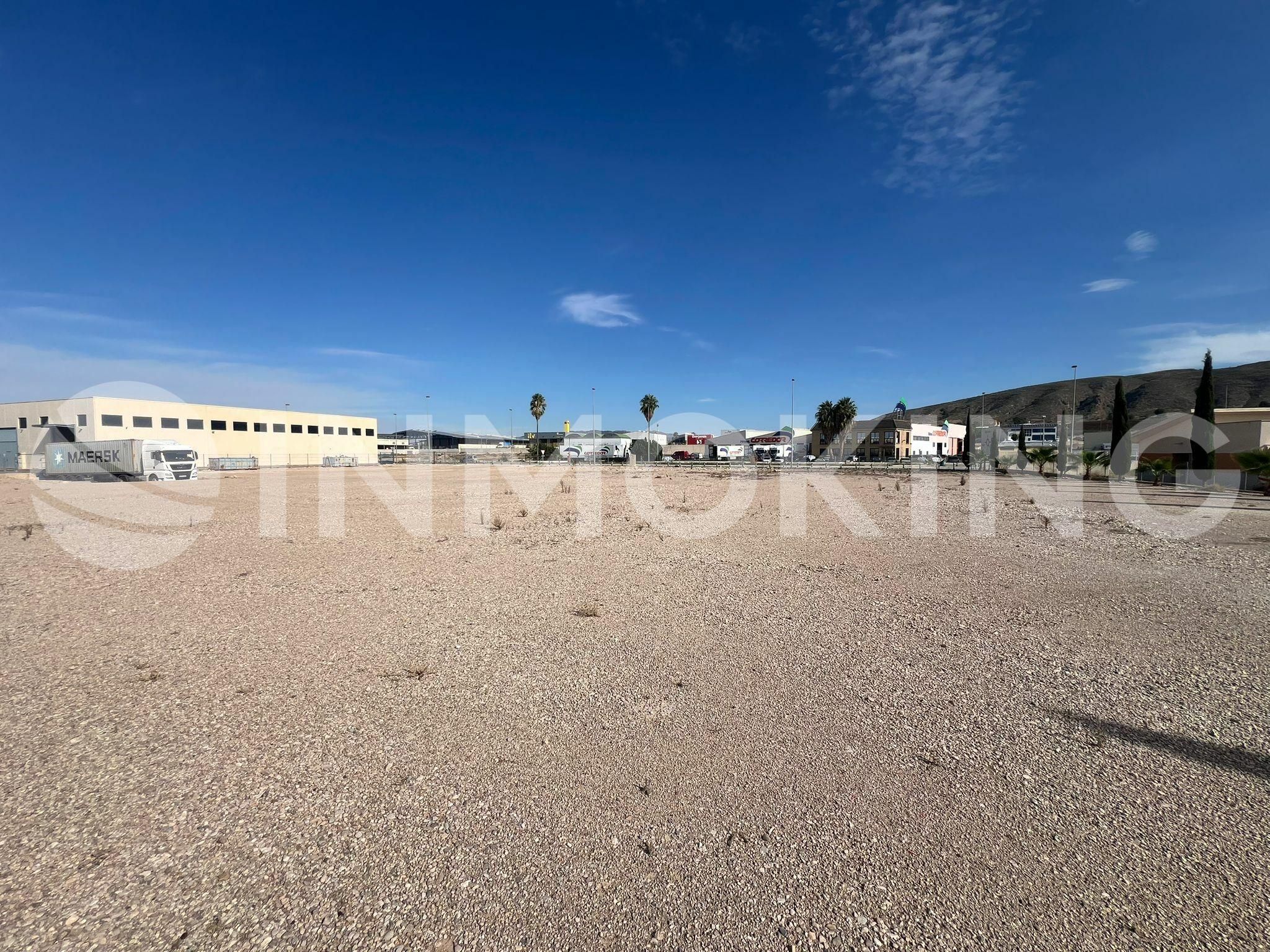 Industrial land to rent in 7H67+7HJ , Cieza