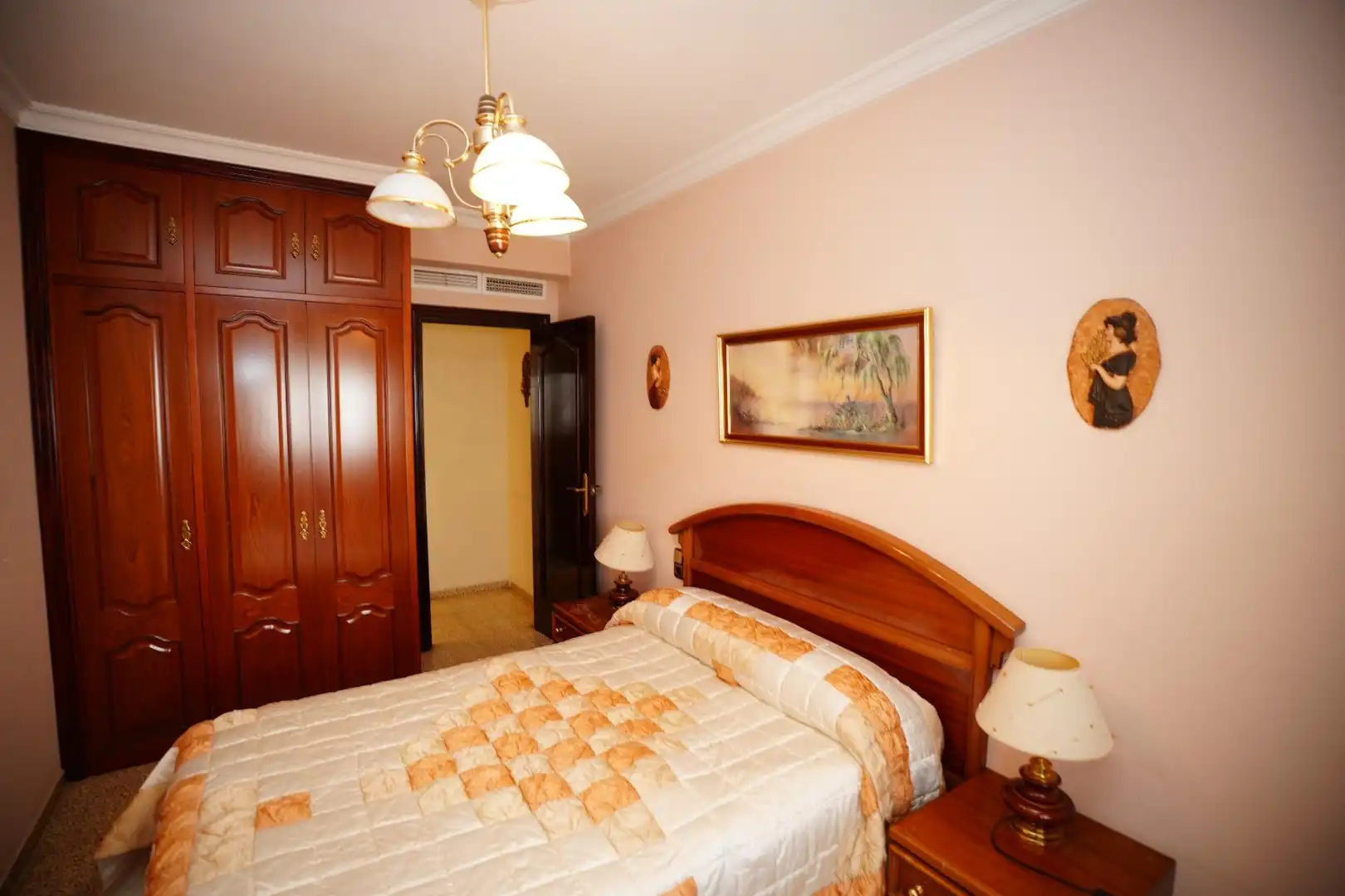 Dormitori de Casa o xalet en venda en Alcalá de Guadaira amb Aire condicionat i Traster