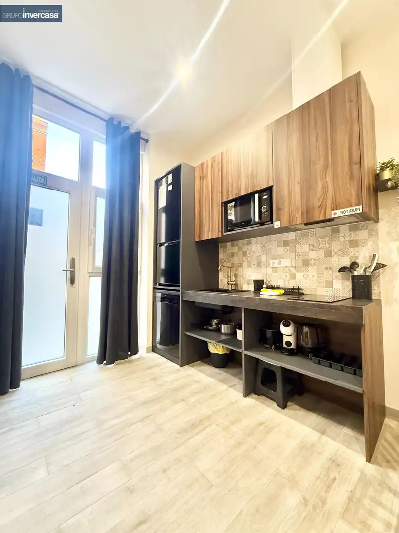 Cuina de Apartament en venda en Valencia amb Calefacció
