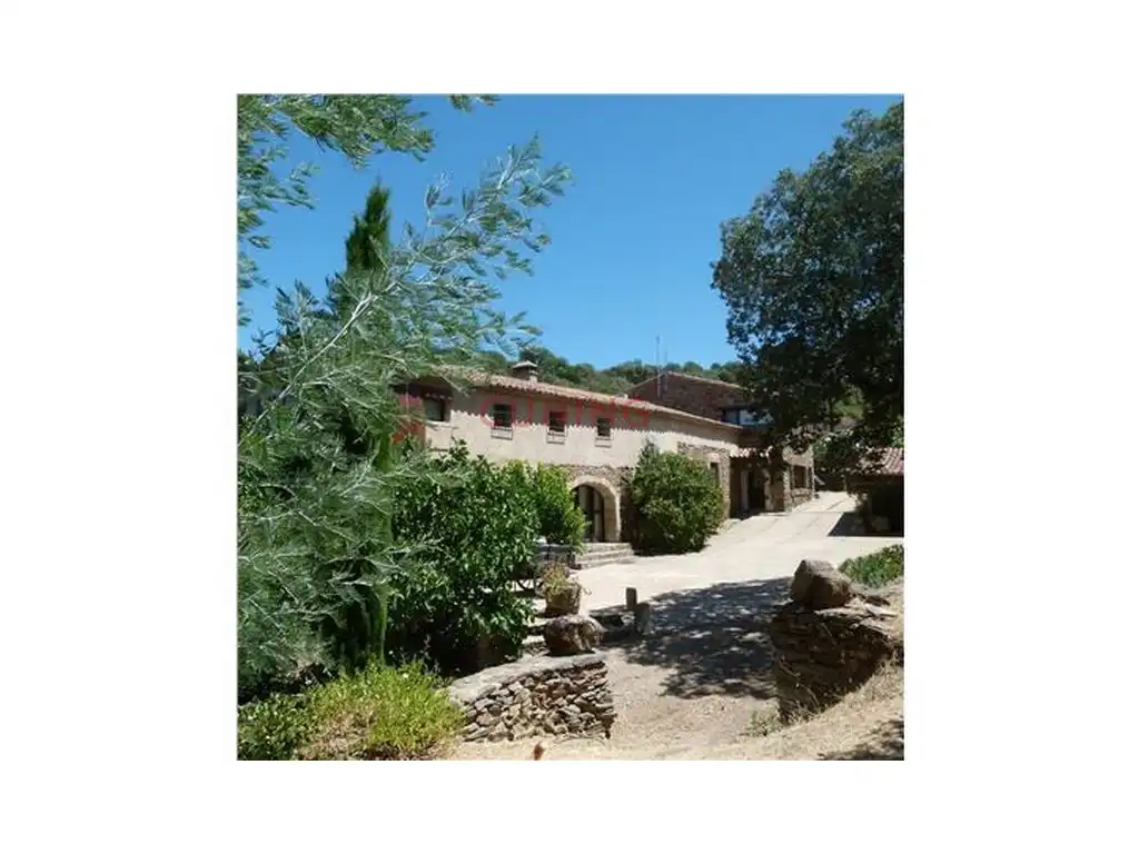 Exterior view of Houses for sale in Madroñera
