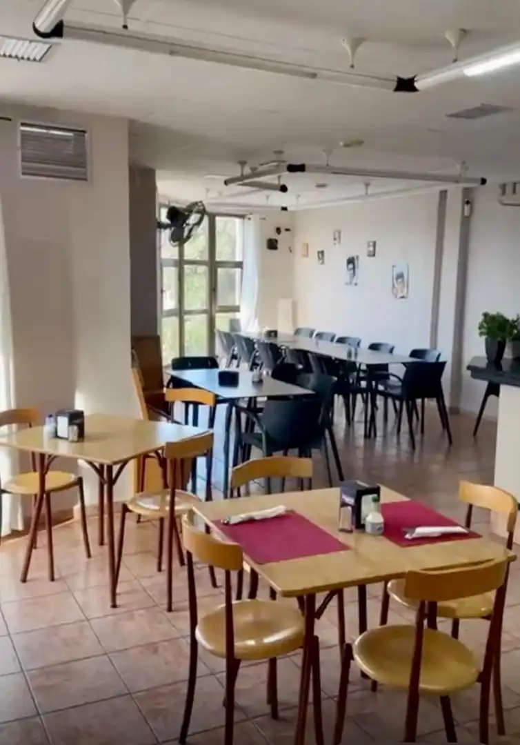 Edificio en venta en Elda