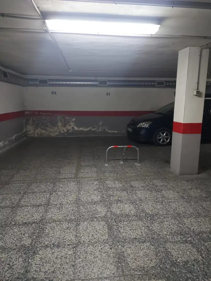 Aparcament en venda a Calle Martínez Molina, imagen 2