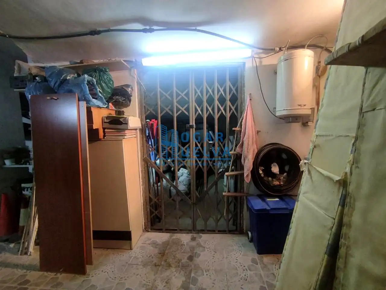 Garage for sale in Huelva